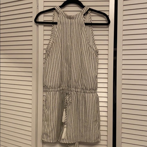 Striped romper - Picture 3 of 3